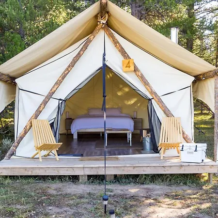 Yellowstone Safari Camp